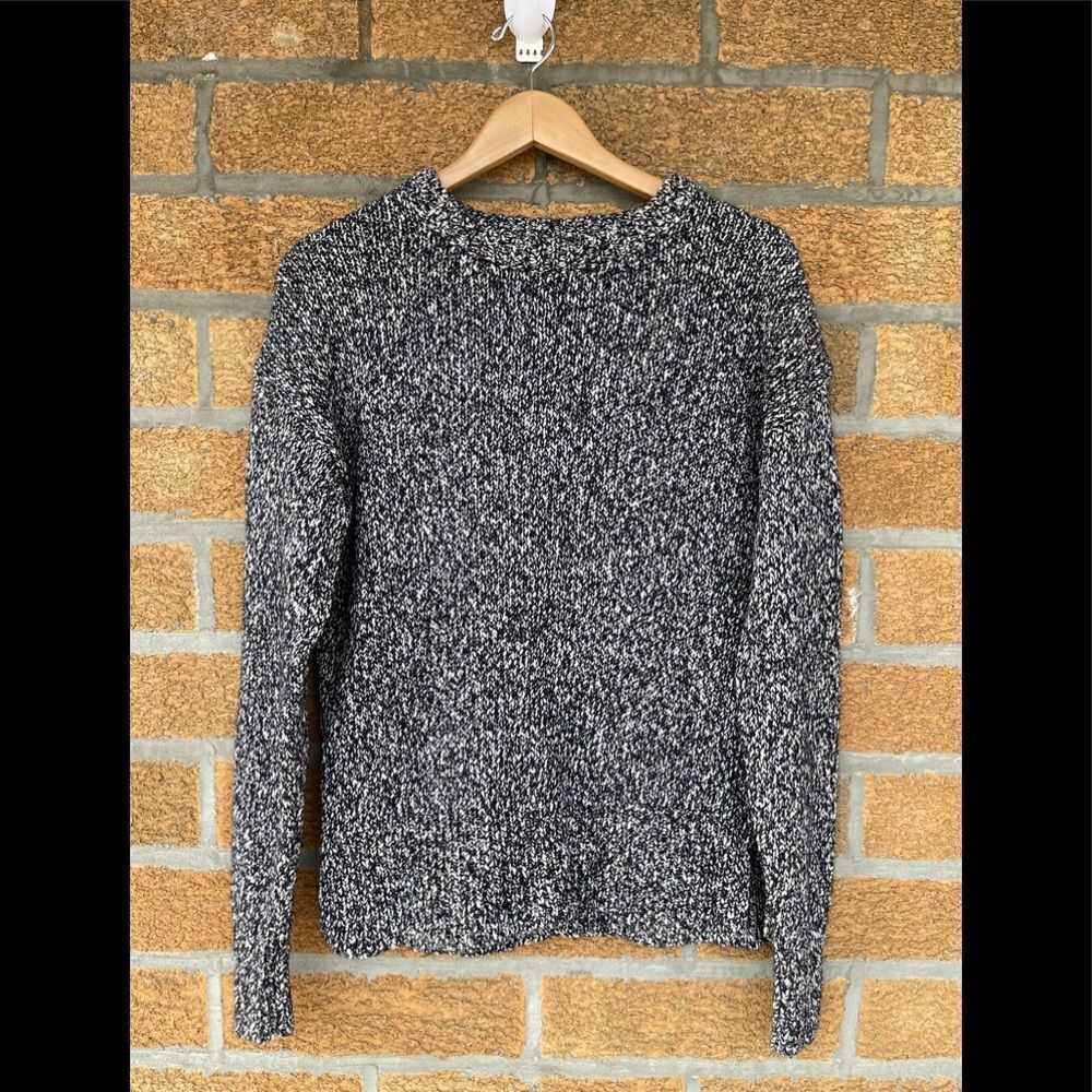 Aritzia Community Wool Blend  Sweater medium